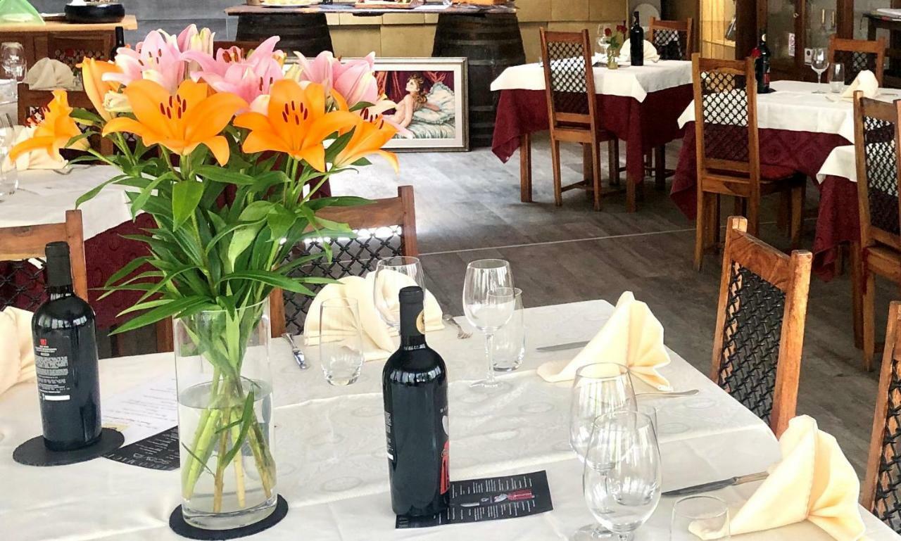 Hotel Della Posta Biasca Εξωτερικό φωτογραφία
